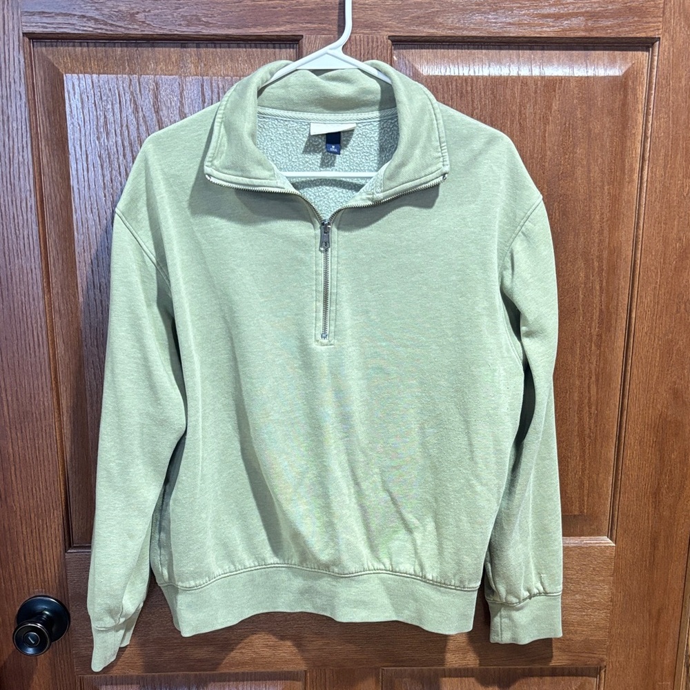 Universal Thread Women's Light Green Half-Zip Sweatshirt